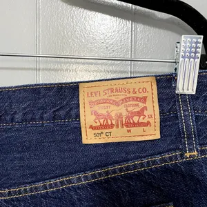 Levi's Blue Dark Wash Denim 501 Cuffed Button Fly Summer Beach Shorts 28 thumbnail 3