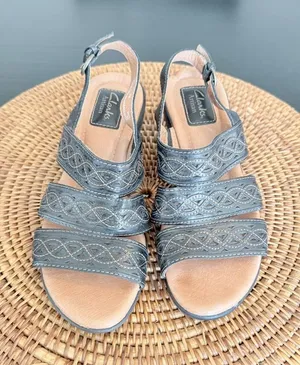 Clarks Women's Black‎ Sandals thumbnail 1