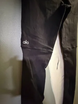 ALO Yoga Black High-Rise Performance Leggings. Goddess Legging. thumbnail 7
