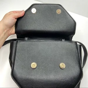 Black Faux Leather Structured Metal Handle Purse Bag thumbnail 8