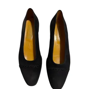 Vintage Harold's Black Suede Cap-Toe Flats Loafers‎ size 9AA Made in Italy thumbnail 10