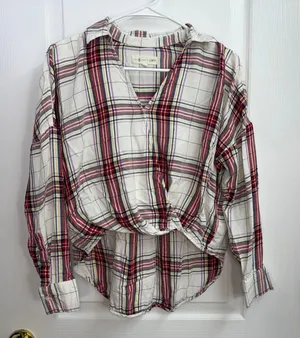 Lou & Grey LOFT red plaid crossover‎ high low cropped collared casual shirt XS thumbnail 1