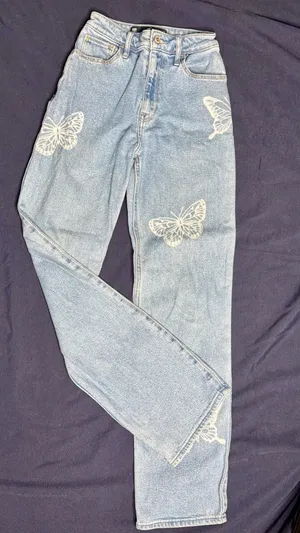 Hollister Ultra High-Rise Dad Jean Butterfly Print Size 00R thumbnail 6