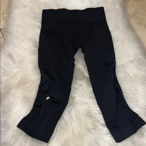 lululemon athletica Black Charcoal Cropped Leggings thumbnail 2