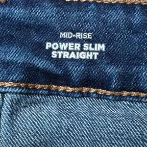 Old Navy Womens Size 6 Power Slim Straight Jeans Distressed Rips Blue Denim‎ thumbnail 6