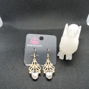 NWT Paparazzi A Crown Pleaser Gold Earrings thumbnail 3