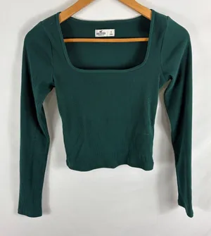 Hollister Green Ribbed Long Sleeve Crop Top Size Small thumbnail 1