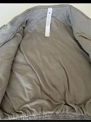 lululemon athletica Light Gray Quilted Zip Jacket thumbnail 8