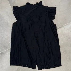 J. Crew Black Eyelet Ruffle Sleeve Blouse {XXS} thumbnail 3