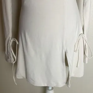 Oh Polly - AMRYN Long Sleeve Sweetheart Neckline Mini Dress in Ivory thumbnail 8