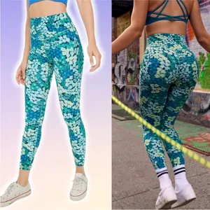 NWT Aerie Offline Real Me Xtra 7/8 Leggings Small Blue/Green thumbnail 2