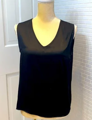 Neiman Marcus black 💯 silk satin v neckline sleeveless blouse. Pull on. Size M. thumbnail 1