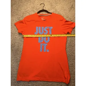 Nike Women's XL Orange Just Do It Plaid Logo Short Sleeve Graphic Tee thumbnail 5