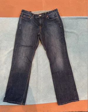 Lucky Brand Sweet ’N Low Jeans – Size 6 – Made in USA – Medium Wash Bootcut thumbnail 1