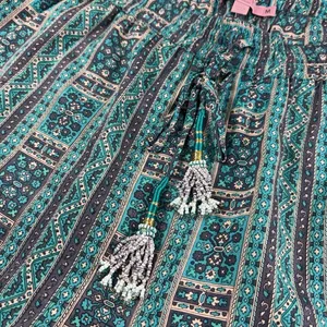 Calypso St. Barth Pants Womens Medium Blue Silk Crepe Jogger Beaded Tassel Print thumbnail 3
