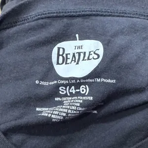 The Beatles Short Sleeve Graphic Tee Shirt Women’s Small thumbnail 2