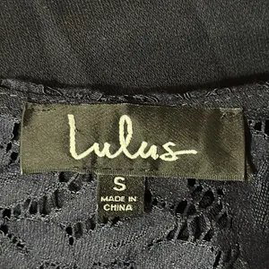 Lulu's Women’s Picture This Lace Round Neck Long Sleeve Blouse Navy size S thumbnail 8