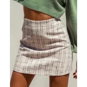 Princess Polly Tweed Mini Skirt Caroline Ivory Black Size 4 thumbnail 16