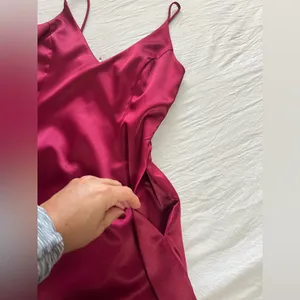 OOTDFash Burgundy Satin Dress Size Medium‎ thumbnail 11