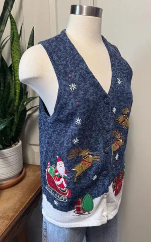Vintage Heirloom Collectibles Santa Reindeer Christmas Sweater Vest‎ Large thumbnail 1