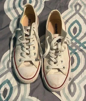 Converse Women's White Canvas Sneakers thumbnail 1