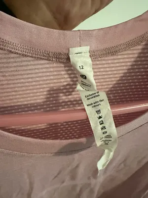 Lululemon shirt  thumbnail 3