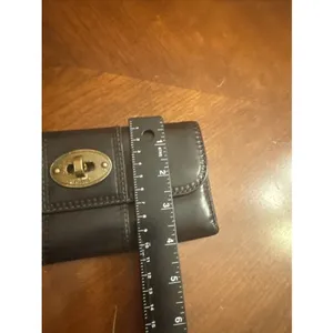 Fossil Authentic Black Genuine Leather Bifold Wallet Classic Natural W Turn Lock thumbnail 5