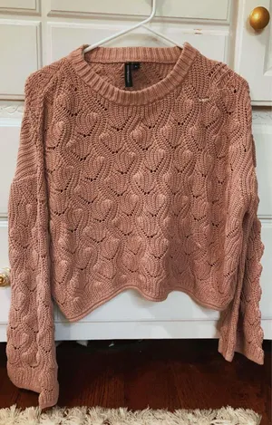 Moon & Madison Blush Sweater thumbnail 1