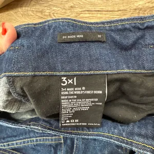 3x1‎ Kelly Paperbag Waist Dark Denim Crop Jeans Size 32 thumbnail 4