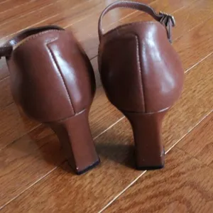 Andrew Geller Magic Heels Brown Ankle Strap Heels - Size 6 thumbnail 7