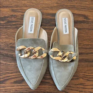 Steve Madden Women's Gray Mules with Gold Chain thumbnail 1