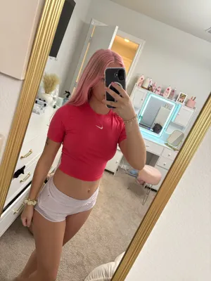 Cropped Pink Nike Top thumbnail 4