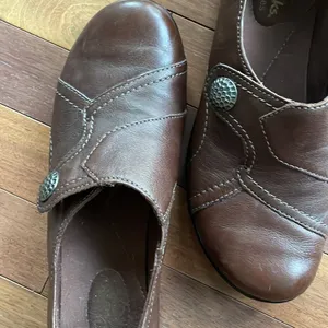 Clarks Leather Bendable Slip On Clogs Brown Size 8 Fall School Mules Comfort thumbnail 6