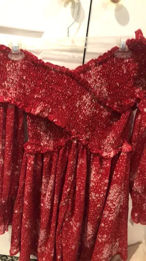 Long sleeve off the shoulder flower red dress thumbnail 3
