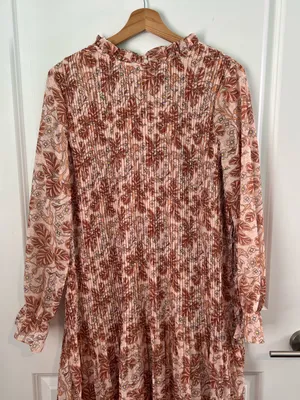 Pink Lily Floral Maxi Dress Pleated Front Wedding Guest thumbnail 2