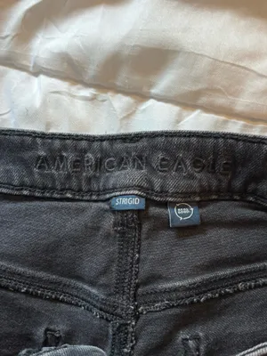 American Eagle Women's Black Distressed Knee Jeans thumbnail 3