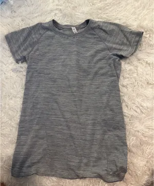 Lululemon Swiftly Short Sleeve Tech thumbnail 1