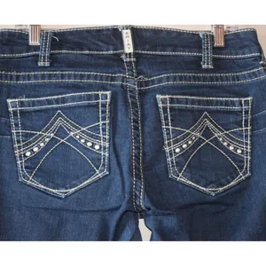 Ariat REAL Bootcut Jeans Womens 30R Dark Wash Studded Embroidered Excellent thumbnail 8