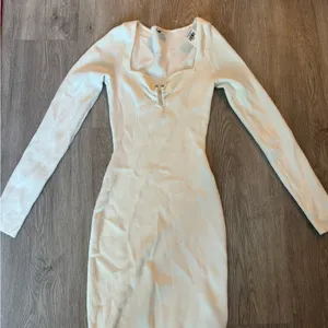 Abercrombie & Fitch Off White Sweater Dress Small Tall New with tag thumbnail 2