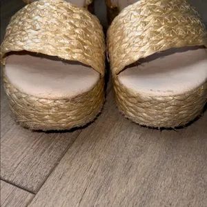 Beach by Matisse Women's Gold Raffia Woven Ocean Avenue Platform Sandals thumbnail 3