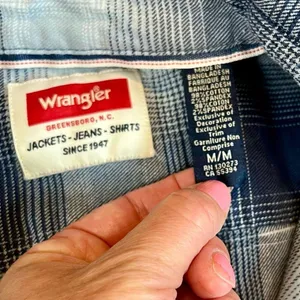 Wrangler Blue Plaid Button Up Long Sleeve Shirt Medium thumbnail 9