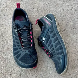 Merrell Crush Glove J57326 Womens Black Pink Hiking Trail Vibram Sneakers SZ7.5 thumbnail 2