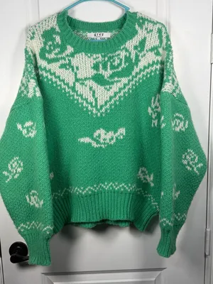 Grey Bandit Green and White Floral Pattern Crew Neck Sweater thumbnail 2