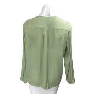 Banana Republic Women's Silky Satin Green Long Sleeve V-Neck Blouse Top Size M thumbnail 2