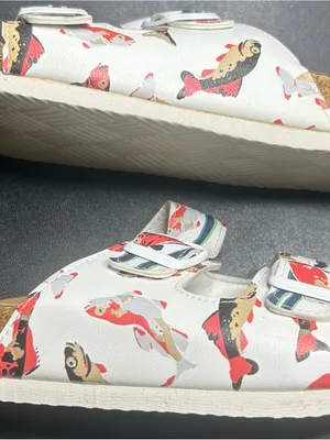 Dogo Women’s Size 39 EU US 8.5 Vegan Leather White Koi World Design Sandals thumbnail 3