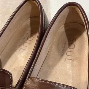 SOUL Naturalizer Brown Leather Loafers thumbnail 2