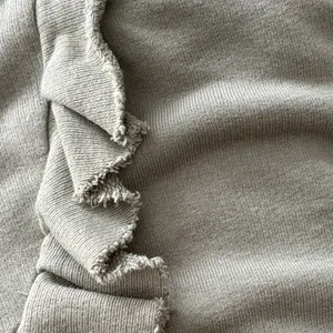 EUC Women’s Free People ooh la Ruffled Sweatshirt Size M Vintage Olive thumbnail 4