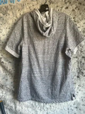 61. Under armour large hoodie women’s or small men unisex thumbnail 3