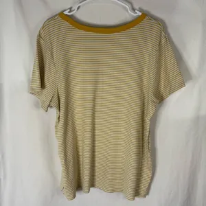 Old Navy Woman’s White and Mustard Colored Striped Short Sleeve Tee - Medium thumbnail 7