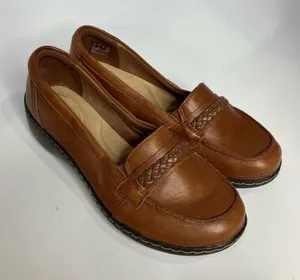 Clarks brown leather loafers slip‎ on loafers business casual comfort women’s 7 thumbnail 1